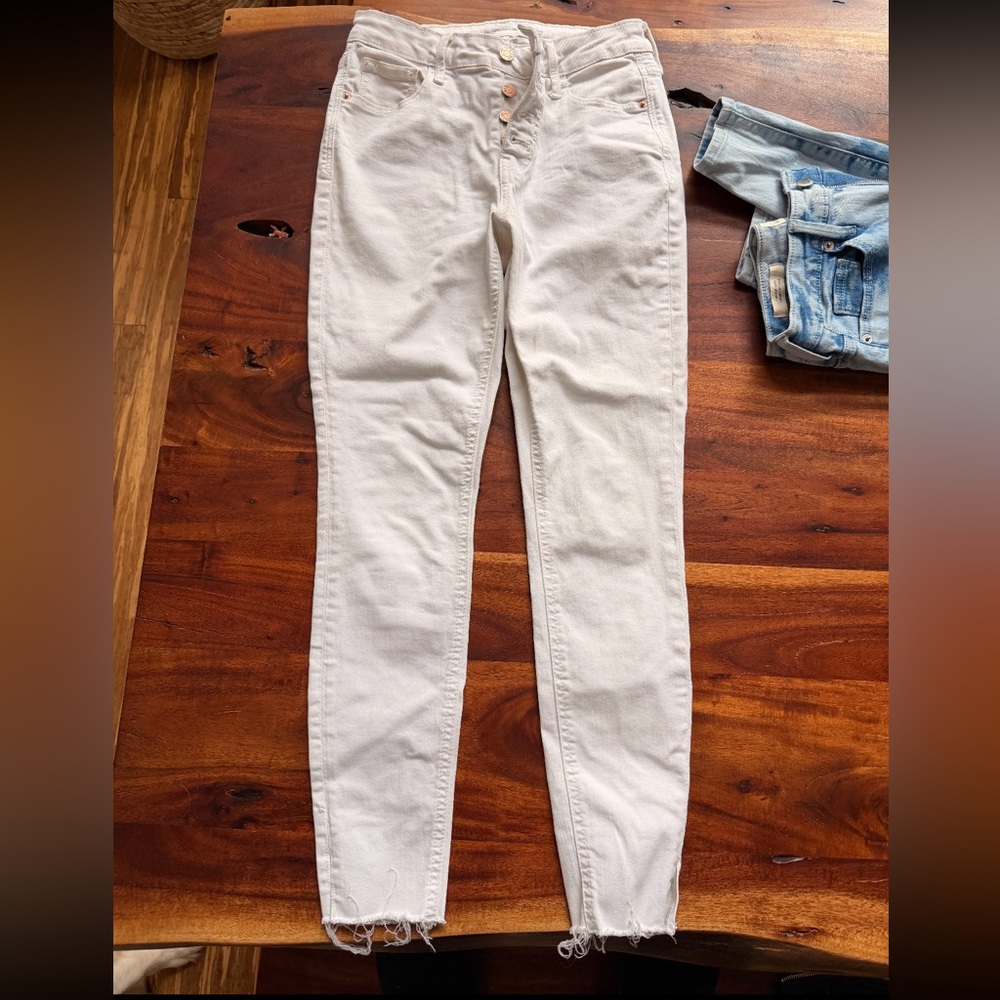 Old Navy High Rise Cream Jeans